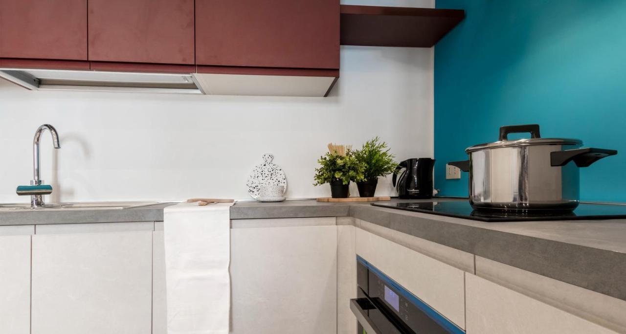Joivy Spacious 1 Bedroom Apt Near S Agostino Metro Милано Екстериор снимка